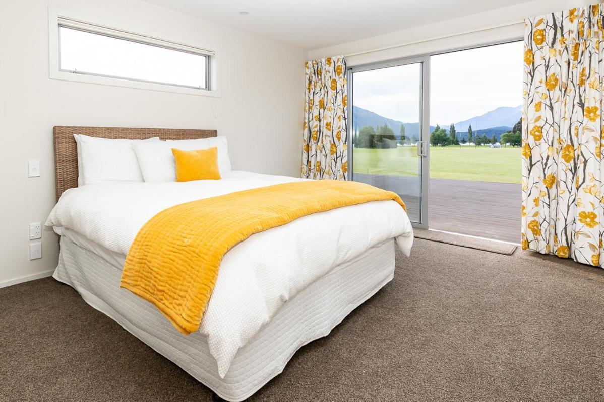 Poppa Pete'S - Te Anau Holiday Home Zewnętrze zdjęcie