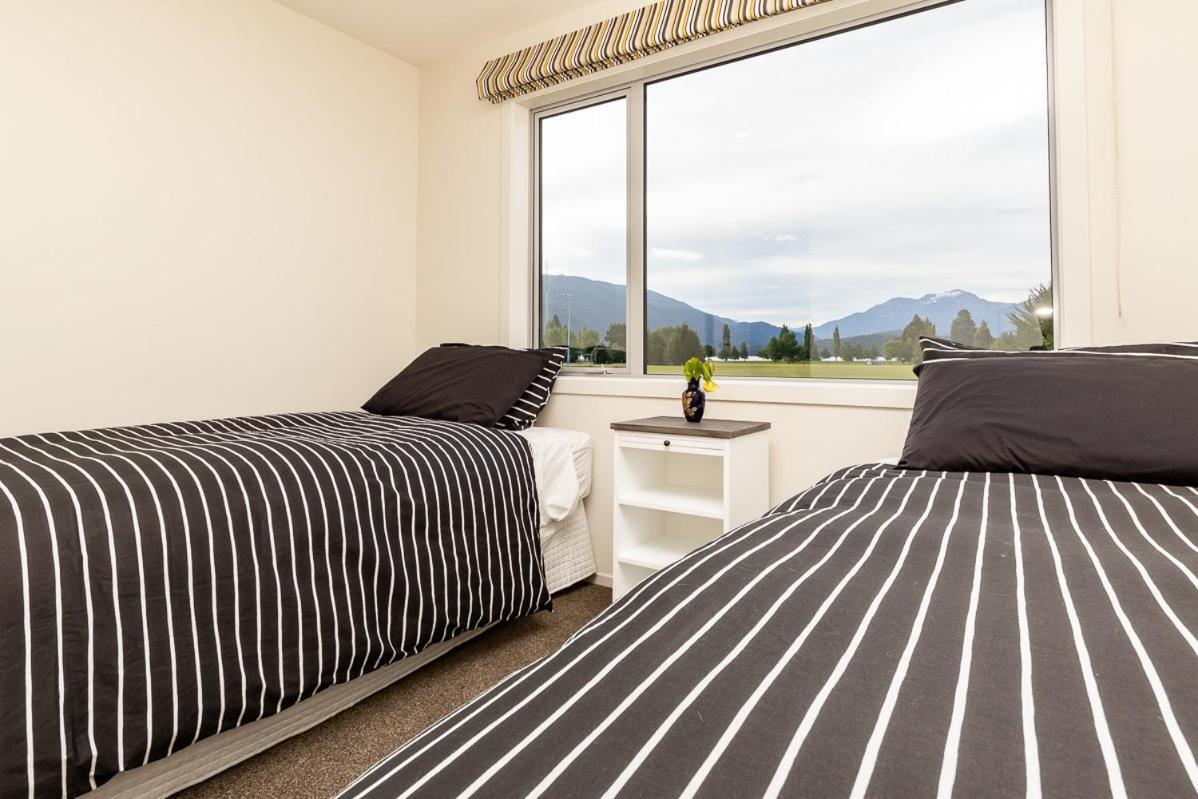 Poppa Pete'S - Te Anau Holiday Home Zewnętrze zdjęcie
