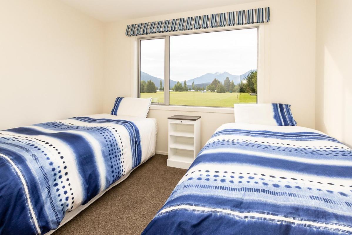 Poppa Pete'S - Te Anau Holiday Home Zewnętrze zdjęcie